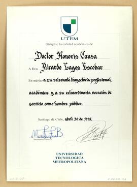 Diploma Doctor Honoris Causa otorgado por la Universidad Tecnológica Metropolitana, UTEM, a Ricar...