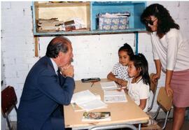 Ministro de Educación visita Escuela