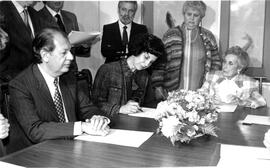 Firma Intención de construcción Museo de la Solidaridad Salvador Allende