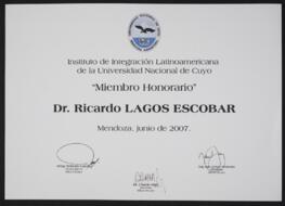 Miembro Honorario Dr. Ricardo Lagos Escobar