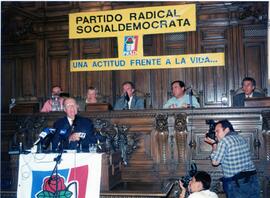 Proclamación de Ricardo Lagos E. como candidato presidencial en el Partido Radical Socialdemócrata