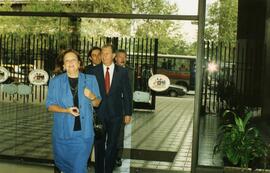 Ministro Ricardo Lagos junto a su esposa Luisa Durán