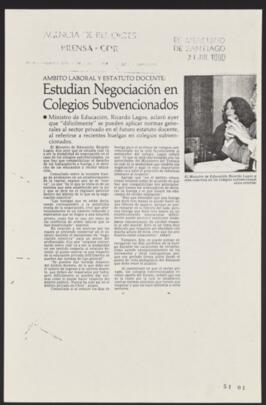 Artículos de prensa publicados entre el 31 de julio y el 26 de agosto de 1990 relativos a activid...