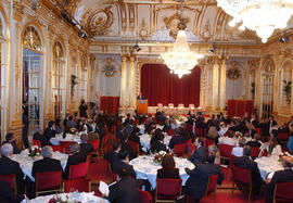 Almuerzo y Exposición ante el Executive Club