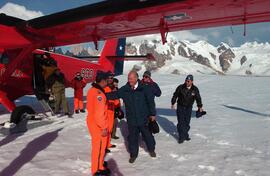 Presidente de la República Visita Campos de Hielo Sur