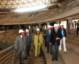 Visita inspectiva a las obras del estadio techado del Parque O Higgins