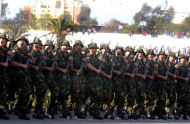 Presidente Lagos Asiste a Parada Militar 2004