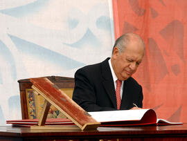 Firma de la Constitución Política de Chile del 2005