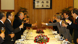 Visita de Trabajo a Japón, Cena ofrecida por el Primer Ministro de Japón