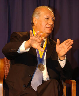 Presidente recibe Medalla de las Americas, Universidad de California