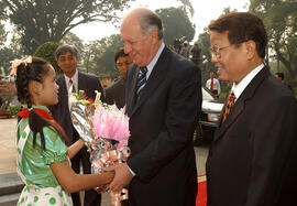 El Presidente Ricardo Lagos, en visita a Vietnam