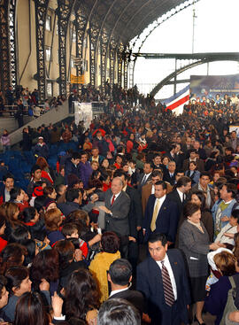 Promulgación de la Ley Chile Solidario