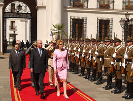 Primer Mandatario Ricardo Lagos, recibe a la Presidenta de Irlanda, Mary McAleese