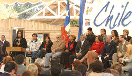Entrega de 57 sedes comunitarias a organizaciones sociales de las comunas de El Bosque, Lo Espejo...