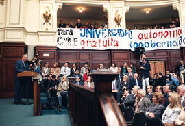 Dicta Clase Magistral en la Universidad de la República, Uruguay