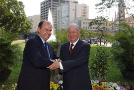 Inauguración Plaza Pablo Neruda - Río de Janeiro