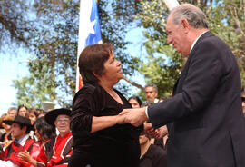 Encuentro con familias que participan en programas sociales del Gobierno