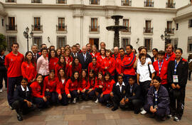 Presidente Lagos Junto a Seleccionadas de Hockey Patín