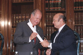 Recibe doctorado Honoris Causa Universidad de Buenos Aires