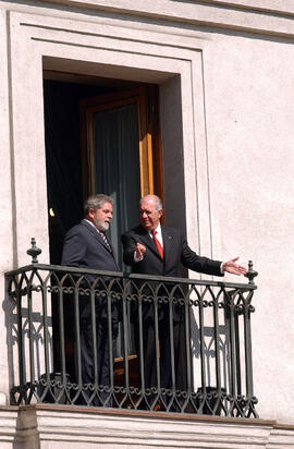 Presidentes de Chile y Brasil En Balcon del Palacio de La Moneda