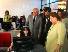 Inauguración Biblioteca de Santiago