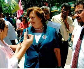 Luisa Durán en campaña presidencial de Michelle Bachelet