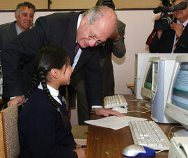 Inauguración de la Escuela F 805 Zaida Araneda Viguera, Los Alamos