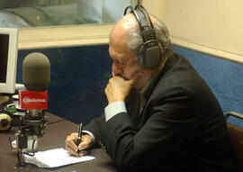 Primer Mandatario Ricardo Lagos sostuvo entrevista en radio Chilena