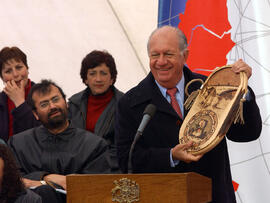Entrega de Subsidios Habitacionales y Primera Piedra de Colector Clemente Escobar