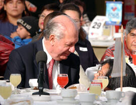 Presidente Lagos se reune con Beneficiarios de Chile Solidario