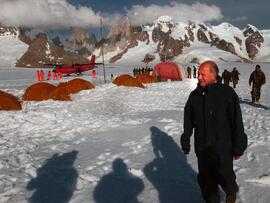 Presidente de la República Visita Campos de Hielo Sur