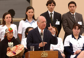 Inauguración Consultorio Raúl Silva Henríquez