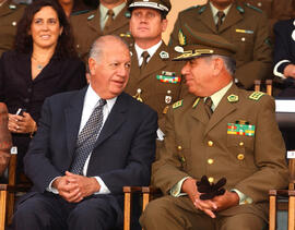 Homenaje de Carabineros de Chile al Presidente de la República