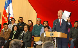 Entrega Becas Liceo Para Todos y Subsidios del Fondo Solidario Concursable Para la Vivienda