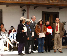 Entrega Bonos Agrícolas de INDAP y Firma Convenio Complementación Chile Barrio