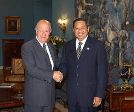 Reunión Bilateral con Presidente de Indonesia