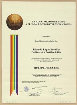 Diploma con el que se declara al Presidente Ricardo Lagos Huésped Ilustre de la Municipalidad de ...