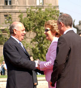 Primer Mandatario Ricardo Lagos, recibe a la Presidenta de Irlanda, Mary McAleese