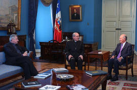 Audiencia con Monseñor Manuel Camilo Vial y Monseñor Cristián Precht