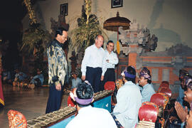 Cena ofrecida por el Gobernador de Bali