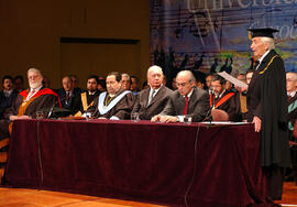 Conmemoración del 50º Aniversario de la Universidad Austral de Chile y Entrega de Doctor Honoris ...