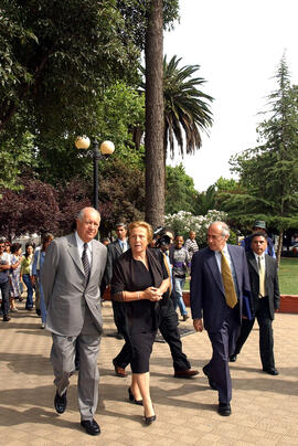 Cierre de Campaña de Alfabetización Contigo Aprendo 2004