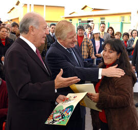 Inauguración conjunto habitacional Benjamín Vicuña Mackenna