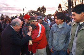 Encuentro con la Comunidad de Perquenco y Entrega Credenciales Fonasa