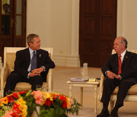XI Cumbre de APEC 2003, Tailandia