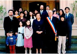 Fotografía oficial de la familia del Presidente de la República en Cerro Castillo