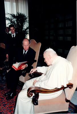 Diálogo del Presidente Ricardo Lagos con su Santidad el Papa Juan Pablo II