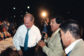 Cena Navideña con mendigos y ancianos de la calle