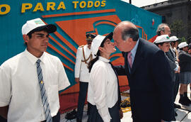 Entrega Becas a Estudiantes en Riesgo de Deserción Escolar