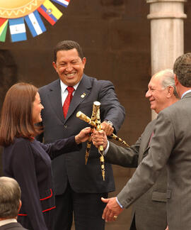 El Presidente de la República Asiste a la XVII Cumbre del Grupo de Río